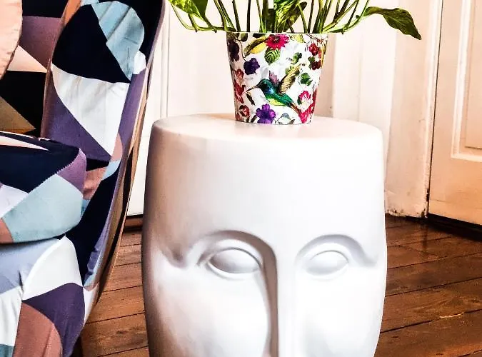 Whole Stylish 1880s Guinness Worker House Dublin