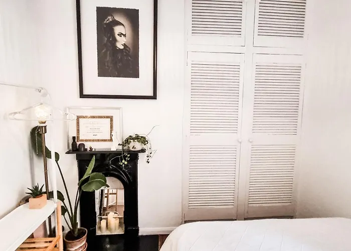 Stylish 1880s Guinness Worker House *